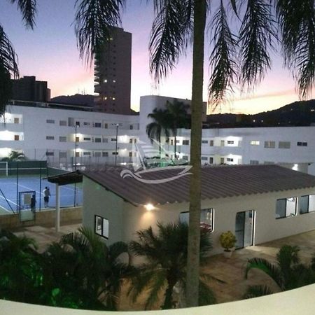 Apartamento Wal Гуаружа Екстер'єр фото